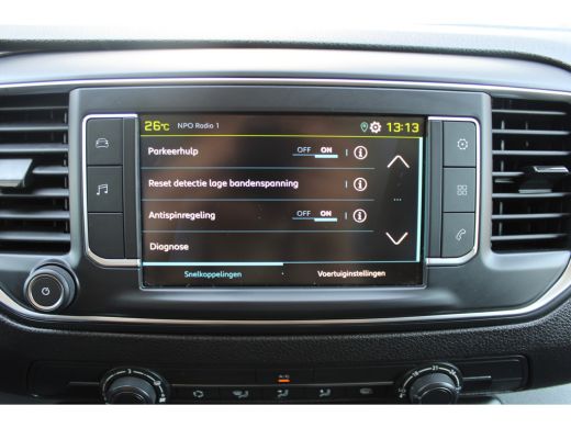 Peugeot e-Expert L2 75 kWh | CAMERA | BETIMMERING | SIDE + BACK BARS | APPLE CARPLAY/ANDROID AUTO | ActivLease financial lease
