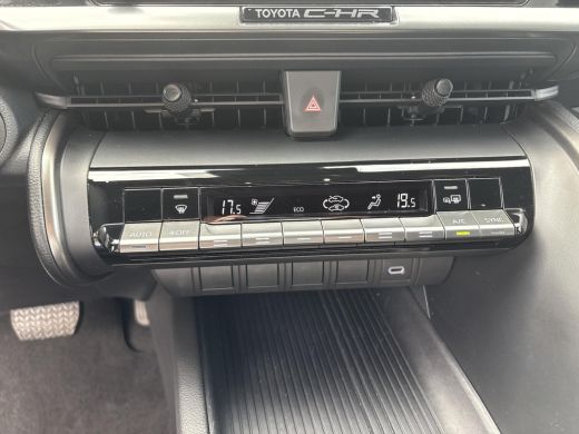 Toyota C-HR 1.8 Hybrid 140 Dynamic ActivLease financial lease