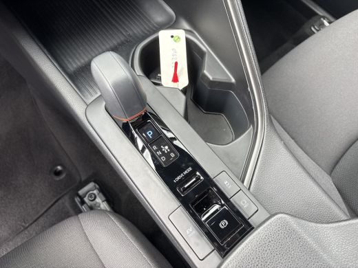 Toyota C-HR 1.8 Hybrid 140 Dynamic ActivLease financial lease