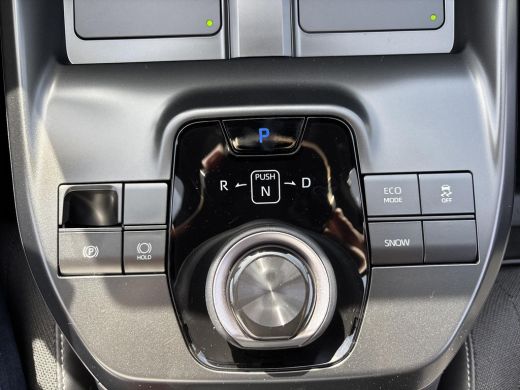 Toyota C-HR+ First Edition 77 kWh | 20" lichtmetalen velgen | &euro; 2.500 extra inruilwaarde | ActivLease financial lease