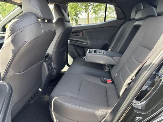 Toyota C-HR+ First Edition 77 kWh | 20" lichtmetalen velgen | &euro; 2.500 extra inruilwaarde | ActivLease financial lease