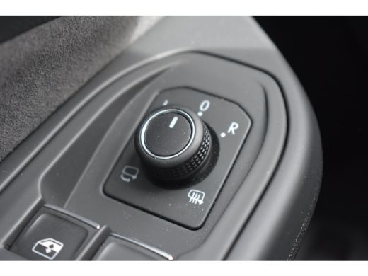 Volkswagen Golf 1.5 TSI eHybrid 272PK GTE | Schuif-kanteldak | IQ Light LED Matrix | Travel Assist | Head-up disp... ActivLease financial lease