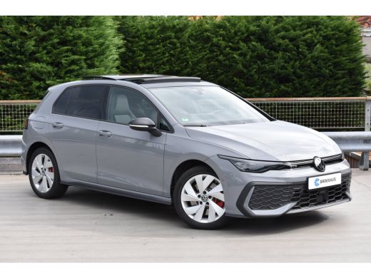 Volkswagen Golf 1.5 TSI eHybrid 272PK GTE | Schuif-kanteldak | IQ Light LED Matrix | Travel Assist | Head-up disp... ActivLease financial lease