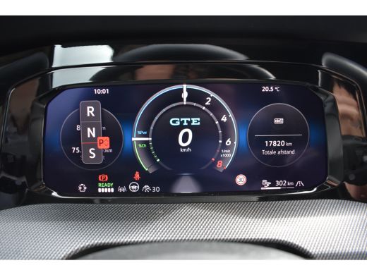 Volkswagen Golf 1.5 TSI eHybrid 272PK GTE | Schuif-kanteldak | IQ Light LED Matrix | Travel Assist | Head-up disp... ActivLease financial lease