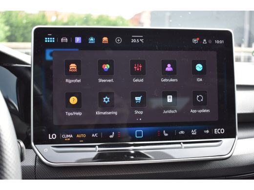 Volkswagen Golf 1.5 TSI eHybrid 272PK GTE | Schuif-kanteldak | IQ Light LED Matrix | Travel Assist | Head-up disp... ActivLease financial lease