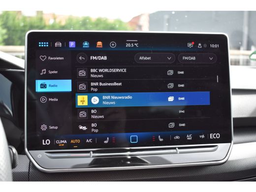 Volkswagen Golf 1.5 TSI eHybrid 272PK GTE | Schuif-kanteldak | IQ Light LED Matrix | Travel Assist | Head-up disp... ActivLease financial lease