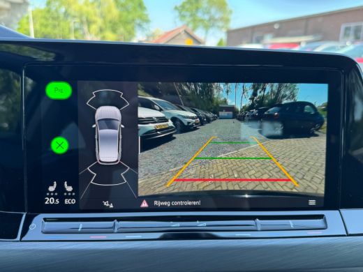 Volkswagen Golf eHybrid PHEV 204PK DSG STYLE CAMERA/VELOURS/NAVI/IQ-LIGHT ActivLease financial lease