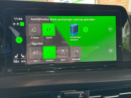 Volkswagen Golf eHybrid PHEV 204PK DSG STYLE CAMERA/VELOURS/NAVI/IQ-LIGHT ActivLease financial lease