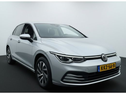 Volkswagen Golf eHybrid PHEV 204PK DSG STYLE CAMERA/VELOURS/NAVI/IQ-LIGHT ActivLease financial lease