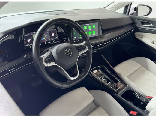 Volkswagen Golf eHybrid PHEV 204PK DSG STYLE CAMERA/VELOURS/NAVI/IQ-LIGHT ActivLease financial lease