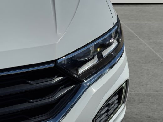 Volkswagen T-Roc 1.5 150pk TSI Sport Winterpakket | Navigatie 'Discover Media' | Achteruitrijcamera (Rear View) ActivLease financial lease