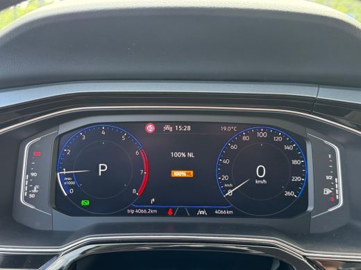 Volkswagen Taigo TSI 115PK DSG LIFE EDITION CAMERA/ACC/CARPLAY/HALF-LEDER FABRIEKS GARANTIE ActivLease financial lease