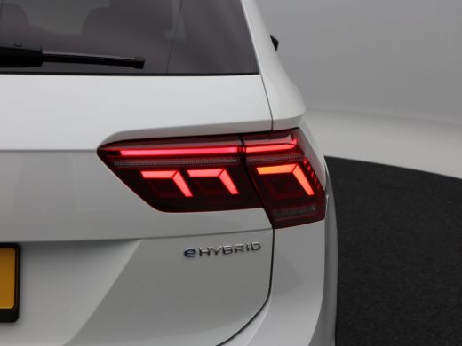 Volkswagen Tiguan 1.4 TSi eHybrid 245 Pk R-Line Business+ | Black Style | Stoel/Stuurverwarming | Adaptive Cruise |... ActivLease financial lease