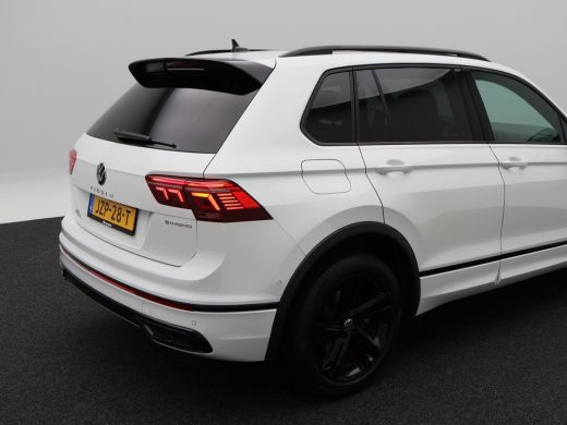 Volkswagen Tiguan 1.4 TSi eHybrid 245 Pk R-Line Business+ | Black Style | Stoel/Stuurverwarming | Adaptive Cruise |... ActivLease financial lease