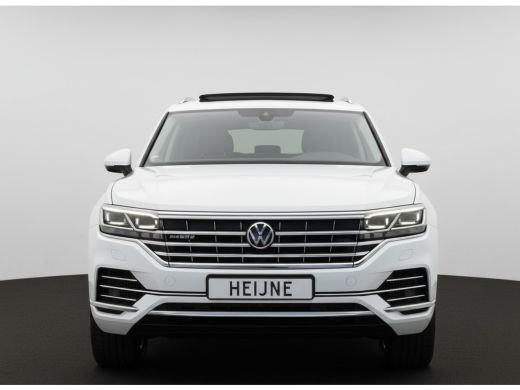 Volkswagen Touareg 3.0 TSi eHybrid ATMOSPHERE 4MOTION TREKHAAK/HEAD-UP/PANORAMADAK 1E EIG ActivLease financial lease