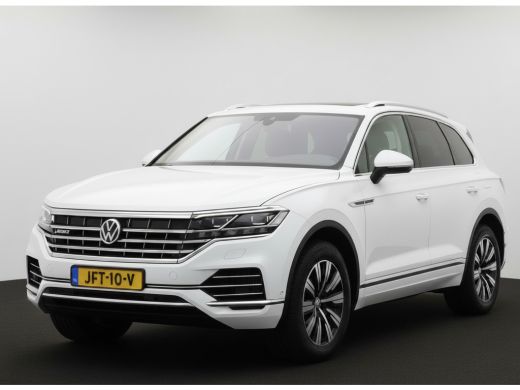 Volkswagen Touareg 3.0 TSi eHybrid ATMOSPHERE 4MOTION TREKHAAK/HEAD-UP/PANORAMADAK 1E EIG ActivLease financial lease