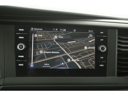 Volkswagen Transporter 2.0 TDI L1H1 150PK | Automaat | Airco | Cruise | 3 Zits | Carplay | Navi | Parkeersens. ActivLease financial lease