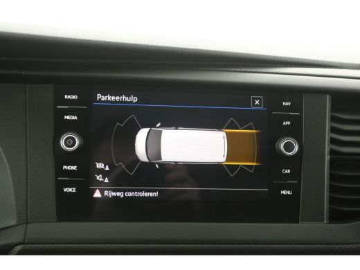 Volkswagen Transporter 2.0 TDI L1H1 150PK | Automaat | Airco | Cruise | 3 Zits | Carplay | Navi | Parkeersens. ActivLease financial lease