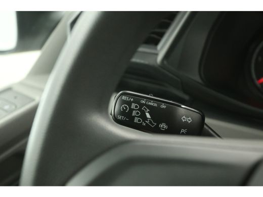 Volkswagen Transporter 2.0 TDI L1H1 150PK | Automaat | Airco | Cruise | 3 Zits | Carplay | Navi | Parkeersens. ActivLease financial lease