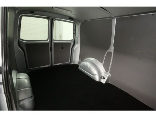 Volkswagen Transporter 2.0 TDI L1H1 150PK | Automaat | Airco | Cruise | 3 Zits | Carplay | Navi | Parkeersens. ActivLease financial lease