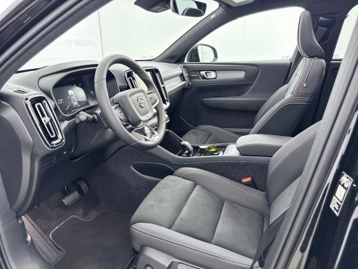 Volvo  EX40 Twin Motor Plus 82 kWh | 19" | Panoramadak | Leder/Nubuck | 360 Camera |  Harman Kardon | Adaptie... ActivLease financial lease