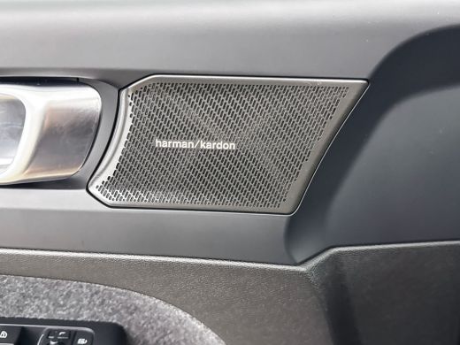 Volvo  EX40 Twin Motor Plus 82 kWh | 19" | Panoramadak | Leder/Nubuck | 360 Camera |  Harman Kardon | Adaptie... ActivLease financial lease