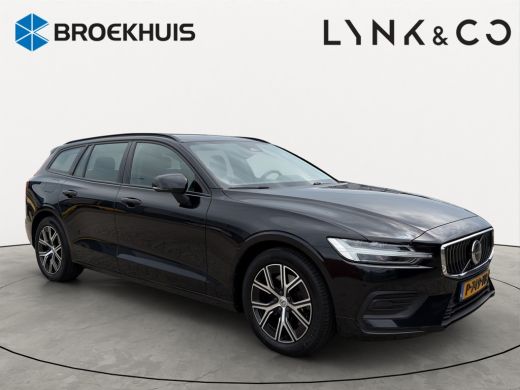 Volvo  V60 2.0 B3 Essential | Cruise control | Comfortstoelen | Rijstrooksensor met correctie | ActivLease financial lease