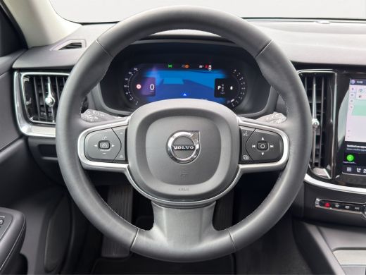 Volvo  V60 2.0 B3 Essential | Cruise control | Comfortstoelen | Rijstrooksensor met correctie | ActivLease financial lease