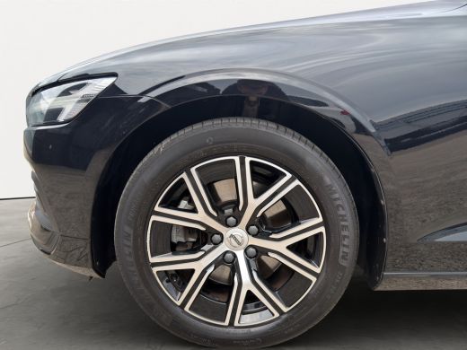 Volvo  V60 2.0 B3 Essential | Cruise control | Comfortstoelen | Rijstrooksensor met correctie | ActivLease financial lease