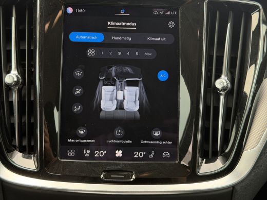 Volvo  V60 2.0 B3 Essential | Cruise control | Comfortstoelen | Rijstrooksensor met correctie | ActivLease financial lease