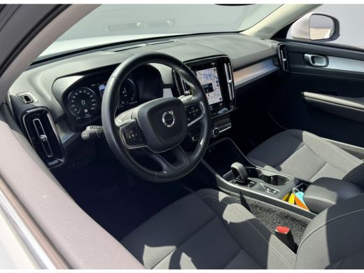 Volvo  XC40 1.5 T4 PHEV 211PK AUT. RECHARGE INSCRIPTION TREKHAAK/NAVI/CAMERA/CARPLAY ActivLease financial lease