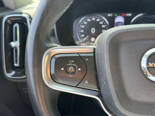 Volvo  XC40 1.5 T4 PHEV 211PK AUT. RECHARGE INSCRIPTION TREKHAAK/NAVI/CAMERA/CARPLAY ActivLease financial lease