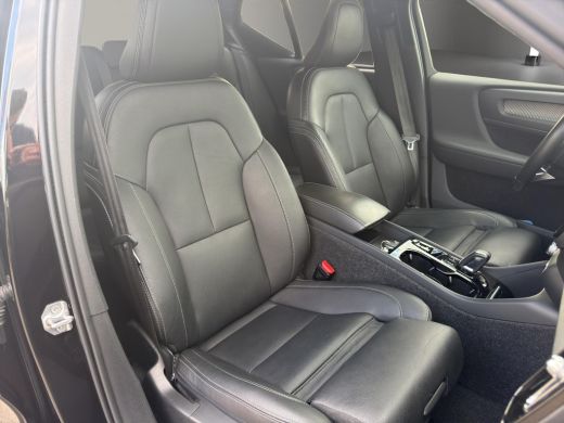 Volvo  XC40 1.5 T4 Recharge R-Design H&K Camera ACC Blis ActivLease financial lease