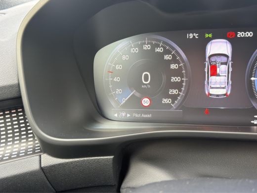 Volvo  XC40 1.5 T4 Recharge R-Design H&K Camera ACC Blis ActivLease financial lease