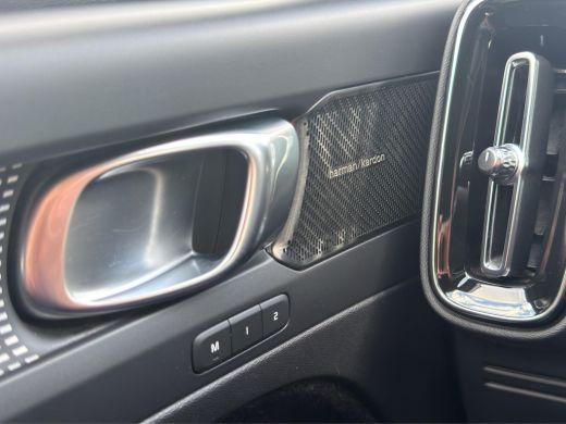 Volvo  XC40 1.5 T4 Recharge R-Design H&K Camera ACC Blis ActivLease financial lease