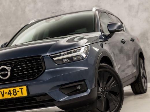 Volvo  XC40 1.5 T5 Recharge Sport 262Pk Automaat (BLACK PACK, APPLE CARPLAY, GROOT NAVI, ZWART HEMEL, STUUR/S... ActivLease financial lease