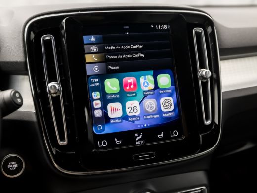 Volvo  XC40 1.5 T5 Recharge Sport 262Pk Automaat (BLACK PACK, APPLE CARPLAY, GROOT NAVI, ZWART HEMEL, STUUR/S... ActivLease financial lease
