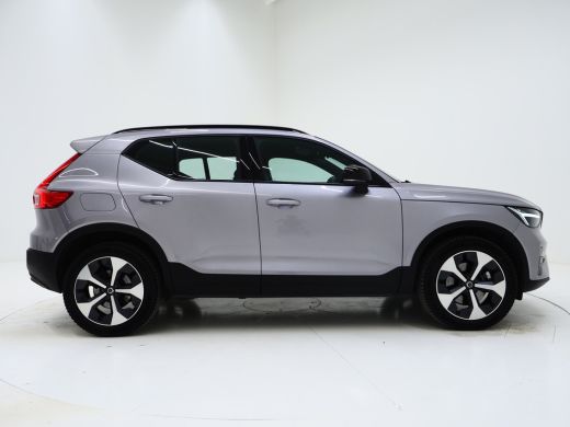 Volvo  XC40 B4 197PK Plus Dark | Trekhaak | Adap Cruise | Apple Carplay | Blis ActivLease financial lease