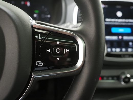 Volvo  XC90 T8 455PK Ultimate Dark | Luchtvering | Trekhaak | B&W Audio | Getint Glas ActivLease financial lease