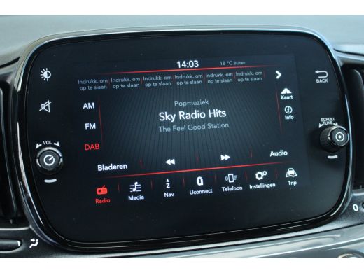 Fiat 500 1.0 Hybrid Cult | Cruise | Navi | Airco | Carplay | PDC | Centrale Deurvergrendeling | | Cruise |... ActivLease financial lease