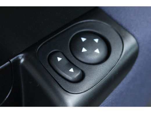 Fiat 500 1.0 Hybrid Cult | Cruise | Navi | Airco | Carplay | PDC | Centrale Deurvergrendeling | | Cruise |... ActivLease financial lease