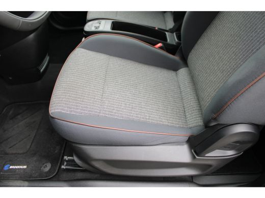 Fiat 500 Icon 42 kWh | Fase 3 laden | Navigatie | All season | NL auto | 15.000km | Lichtmetaal | BTW | ActivLease financial lease