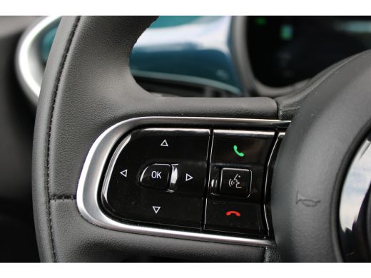 Fiat 500 Icon 42 kWh | Fase 3 laden | Navigatie | All season | NL auto | 15.000km | Lichtmetaal | BTW | ActivLease financial lease