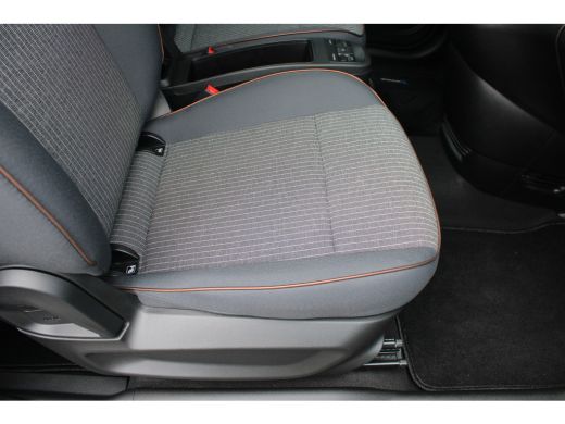 Fiat 500 Icon 42 kWh | Fase 3 laden | Navigatie | All season | NL auto | 15.000km | Lichtmetaal | BTW | ActivLease financial lease