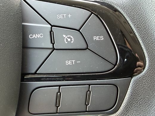 Fiat Panda 1.0 Cross (Airco - Navigatie via APP - Parkeersensoren - Apple Carplay - Cruise Controle) ActivLease financial lease