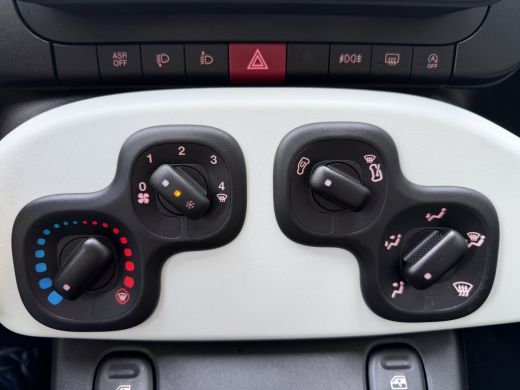 Fiat Panda 1.0 Cross (Airco - Navigatie via APP - Parkeersensoren - Apple Carplay - Cruise Controle) ActivLease financial lease