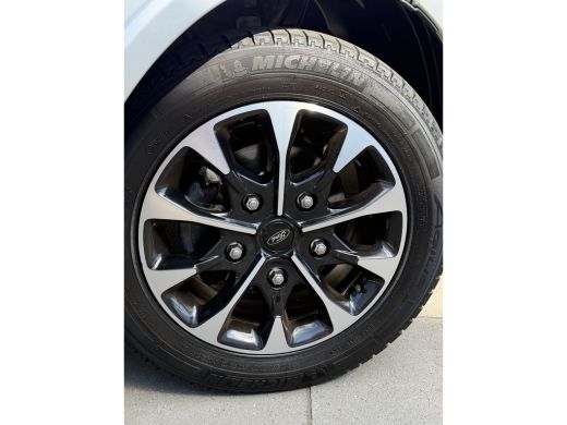 Ford Transit Custom 320 2.0 TDCI L2H1 Sport Schuifdeur L+R-Camera-Trekhaak ActivLease financial lease