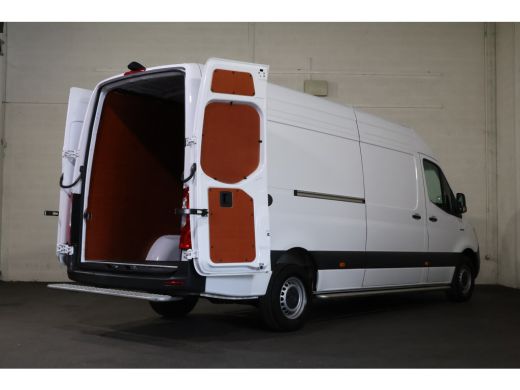 Mercedes-Benz eSprinter 314 L3 H2 Navigatie Camera 270gr deuren Opstap ActivLease financial lease