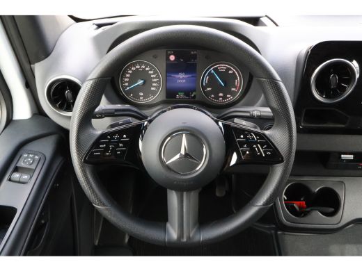 Mercedes-Benz eSprinter 314 L3 H2 Navigatie Camera 270gr deuren Opstap ActivLease financial lease