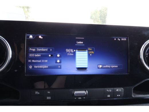 Mercedes-Benz eSprinter 314 L3 H2 Navigatie Camera 270gr deuren Opstap ActivLease financial lease